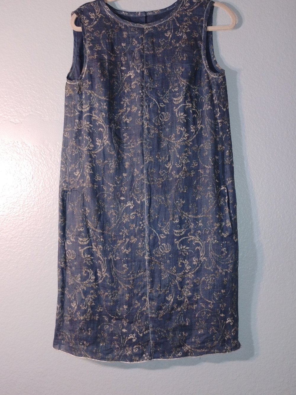 Sleeveless Blue Floral Midi Dress